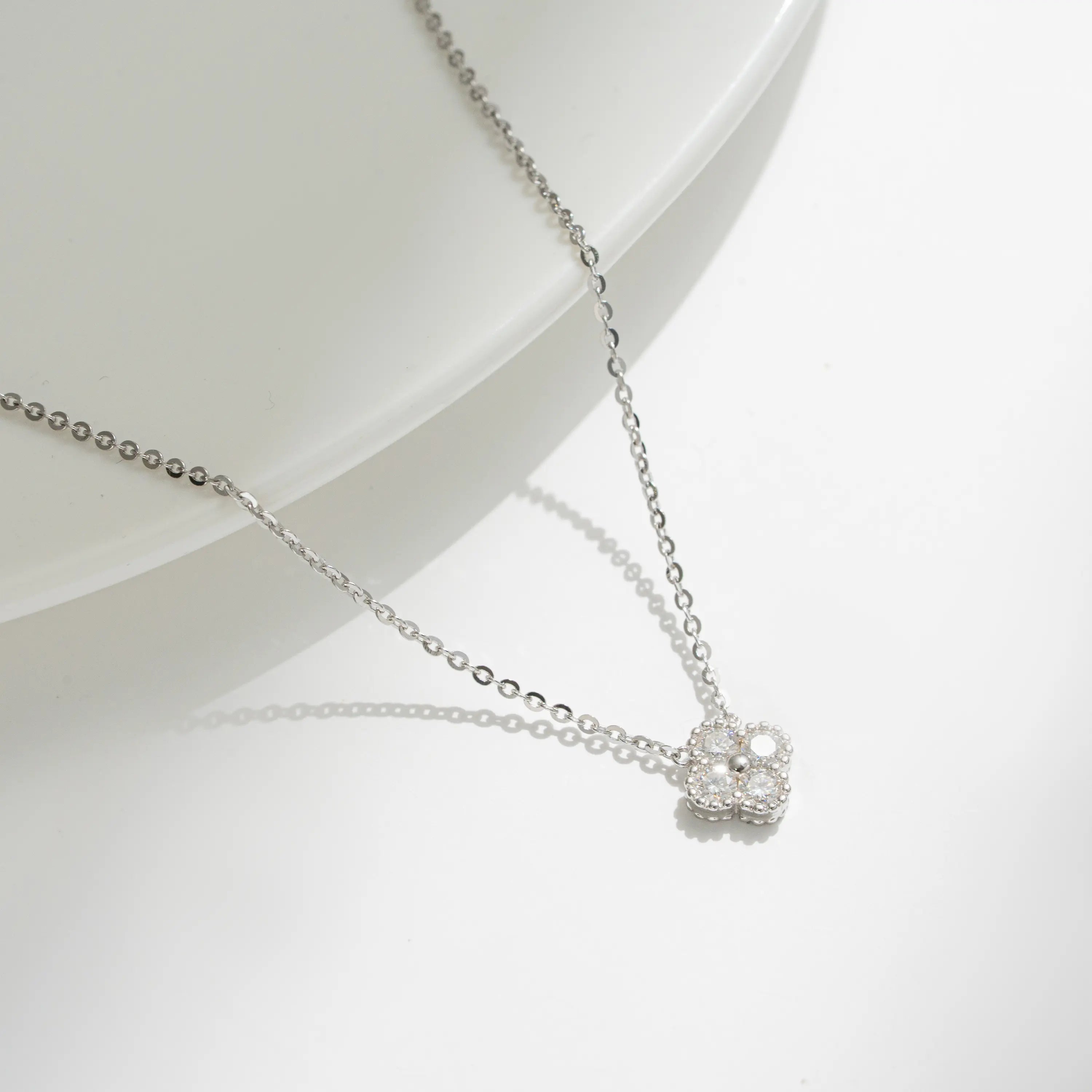 Lucky Clover Necklace with D Color Moissanite